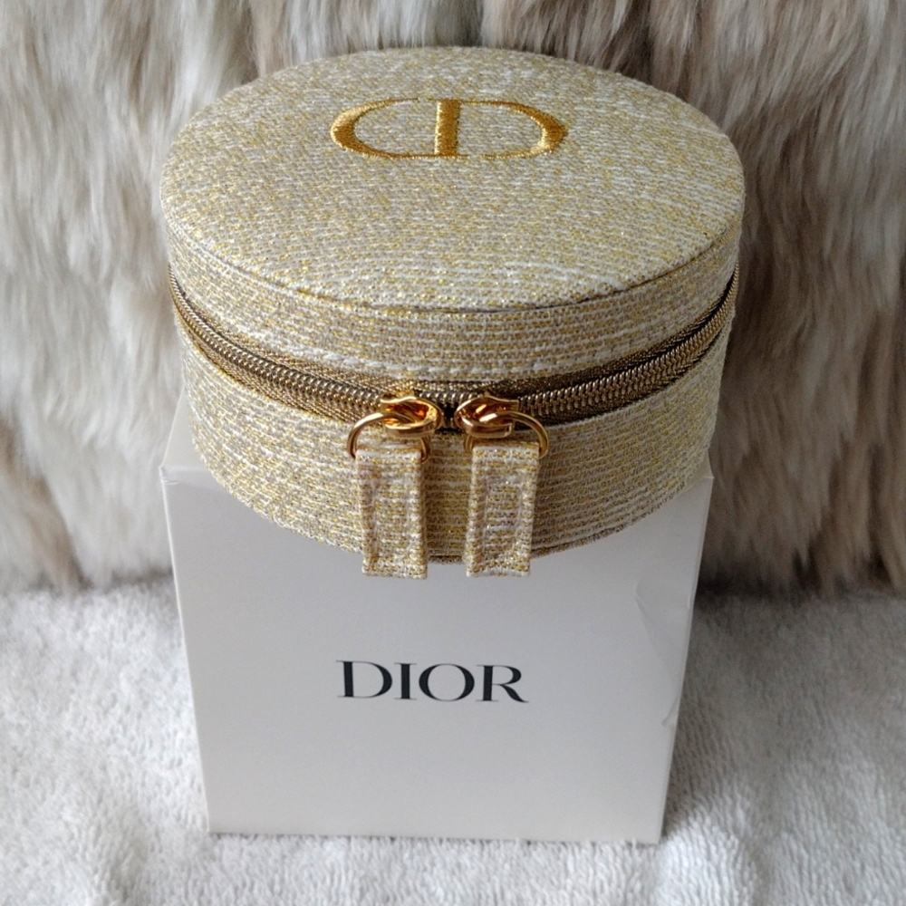 Dior Gold Compact Case - Picture 16 of 16